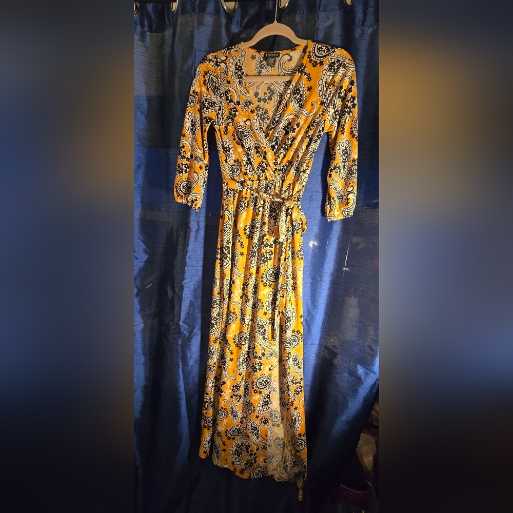 Timing Paisley Long Sleeve Dress